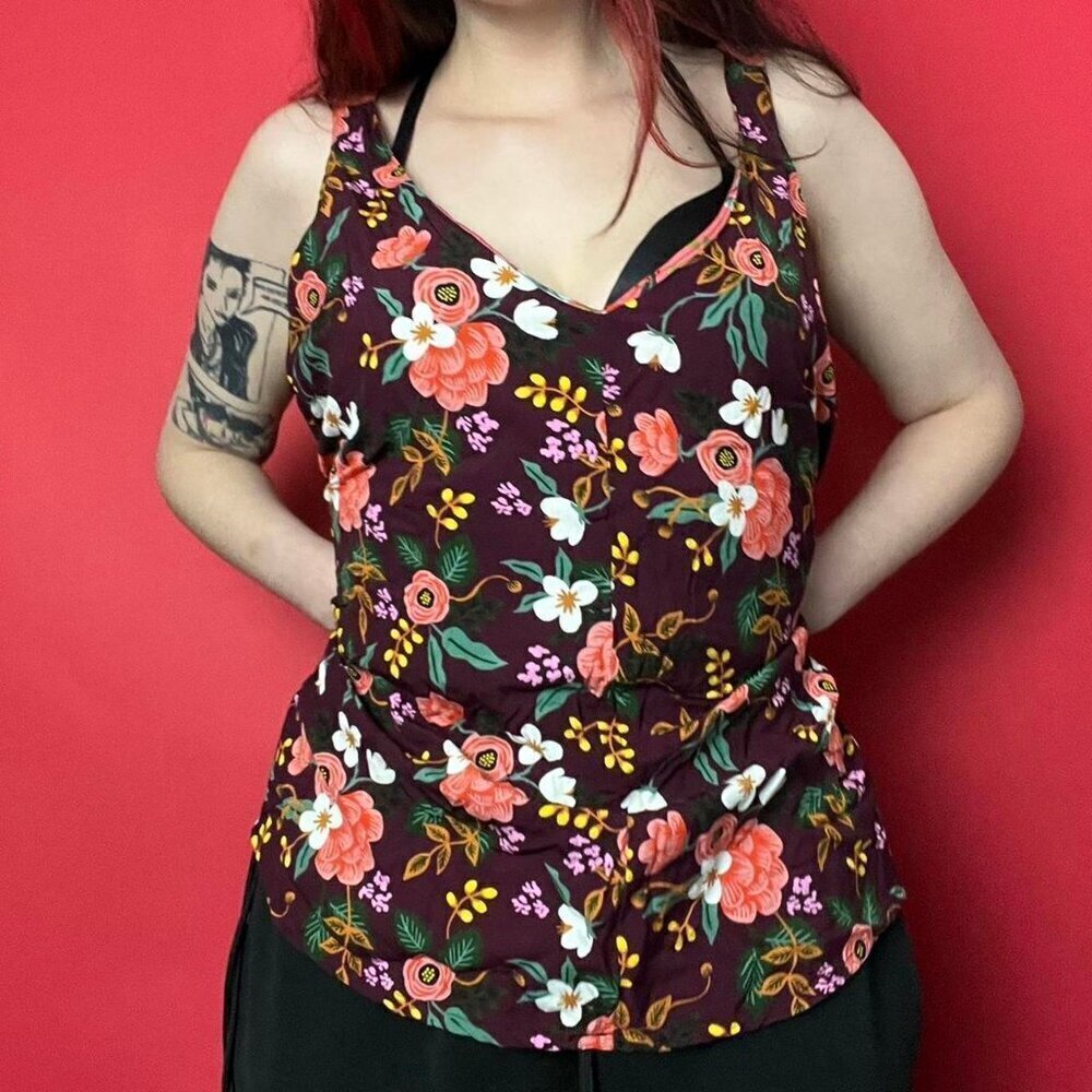 Hand sewn / Burgundy and peach floral tank top 🧡🩷​​​​​​